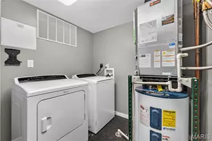 915 Olive St, Saint Louis, MO 63101 - Photo 32