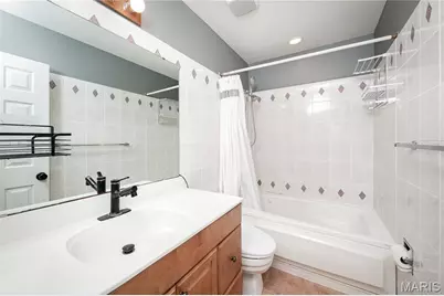 1447 Bobolink Place, Brentwood, MO 63144 - Photo 14
