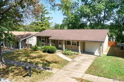 533 Golfwood Drive, Ballwin, MO 63021 - Photo 2