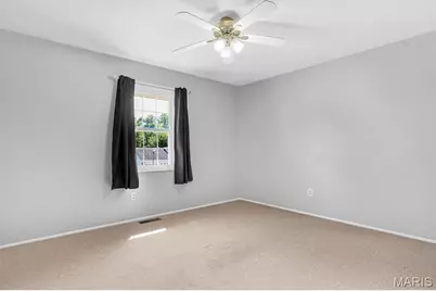 5015 Suson Hills Drive, Saint Louis, MO 63128 - Photo 18