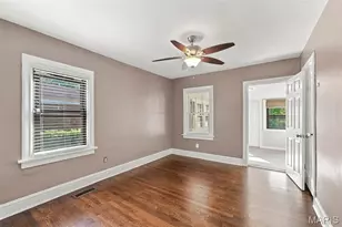 1105 North and South Rd, University City, MO 63130 - Photo 30