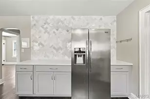 1105 North and South Rd, University City, MO 63130 - Photo 22