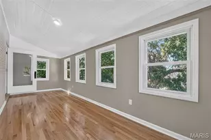 1901 McCausland Ave, Saint Louis, MO 63117 - Photo 16