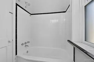 1901 McCausland Ave, Saint Louis, MO 63117 - Photo 12