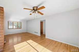 7 Valley Rd, Saint Charles, MO 63303 - Photo 10