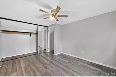 8 S Dianne Drive, Saint Peters, MO 63376 - Photo 12