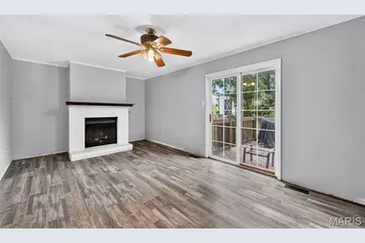 8 S Dianne Drive, Saint Peters, MO 63376 - Photo 6