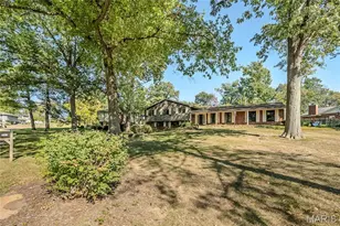 12122 Regency Dr, Saint Louis, MO 63128 - Photo 42