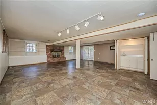 12122 Regency Dr, Saint Louis, MO 63128 - Photo 34