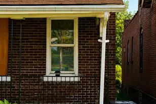 4920 San Francisco Ave, Saint Louis, MO 63115 - Photo 4