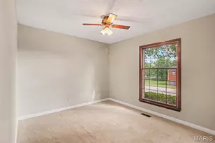 9311 Cinnabar Dr, Unincorporated, MO 63126 - Photo 16