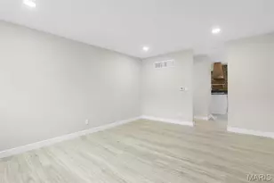 7965 Royal Arms Ct, Crestwood, MO 63123 - Photo 8