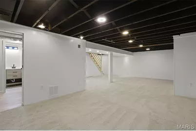 9609 Howerton Drive, Saint Louis, MO 63123 - Photo 30