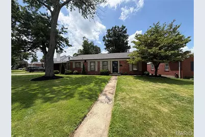 9360 Parkside Drive, Brentwood, MO 63144 - Photo 16