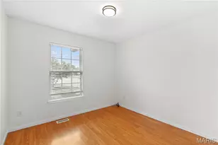 300 Jana Dr, Florissant, MO 63031 - Photo 20