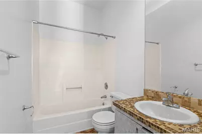 1615 S 9th Street, Saint Louis, MO 63104 - Photo 30