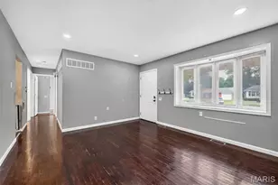 2715 Kelsey Ct, Saint Charles, MO 63301 - Photo 6
