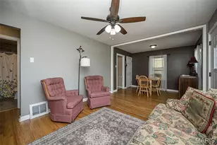 10341 St Katherine Ln, Saint Ann, MO 63074 - Photo 4