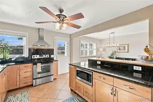 9132 Clydesdale Dr, Saint Louis, MO 63126 - Photo 16