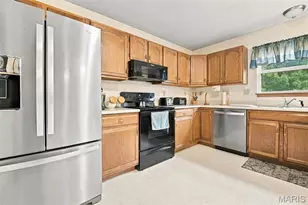 52 E Lakeview Dr, De Soto, MO 63020 - Photo 10