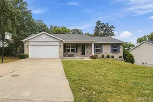 52 E Lakeview Dr, De Soto, MO 63020 - Photo 2