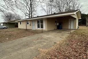 1006 E Almar St, Malden, MO 63860 - Photo 2