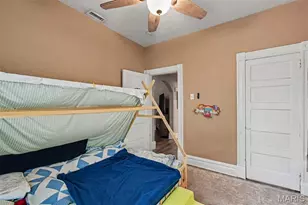5218 Gresham Ave, Saint Louis, MO 63109 - Photo 12