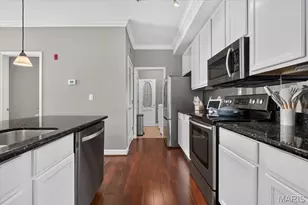 2630 Mcknight Crossing Ct, Saint Louis, MO 63124 - Photo 10