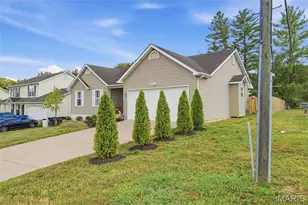 102 E 4th St, Moscow Mills, MO 63362 - Photo 32