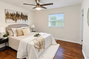 2216 Foggy Bottom Dr, Florissant, MO 63031 - Photo 6