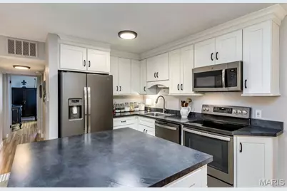 7571 Wellington, Clayton, MO 63105 - Photo 6