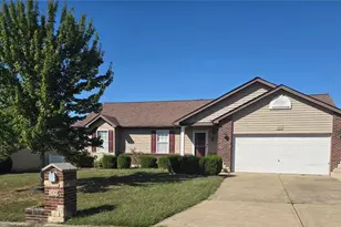 209 Gentle Pine Ln, Winfield, MO 63389 - Photo 1