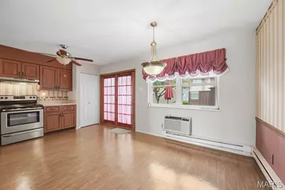 7568 Hazelcrest Drive, Hazelwood, MO 63042 - Photo 6