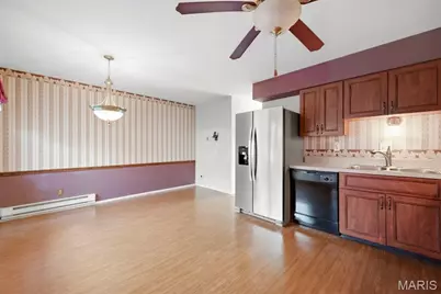 7568 Hazelcrest Drive, Hazelwood, MO 63042 - Photo 24