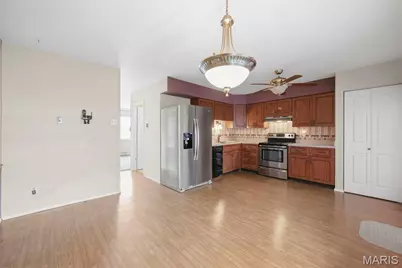 7568 Hazelcrest Drive, Hazelwood, MO 63042 - Photo 22