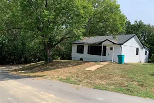 310 Nashville St, Saint Clair, MO 63077 - Photo 2