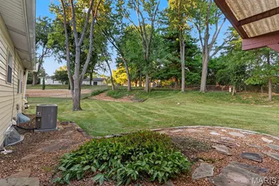 12363 Merrick Drive, Saint Louis, MO 63146 - Photo 38