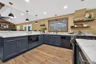 32 Country Ln Ct, Saint Charles, MO 63304 - Photo 14