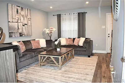 4236 Burnett Walk, Saint Louis, MO 63125 - Photo 2