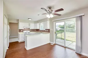 801 Tamerton Pl, Saint Peters, MO 63376 - Photo 14