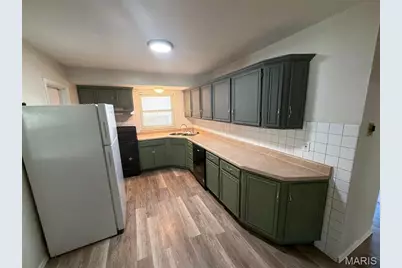 510 Wishaw Court, Saint Louis, MO 63137 - Photo 8