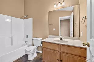 1033 Providence Pointe Dr, Wentzville, MO 63385 - Photo 32