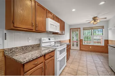 5116 Kennerly Place Drive, Saint Louis, MO 63128 - Photo 8