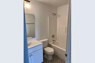 7121 Trainor Place #Middle, Saint Louis, MO 63116 - Photo 6