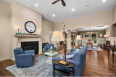 12531 Ridgefield Drive, Des Peres, MO 63131 - Photo 14