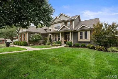 12531 Ridgefield Drive, Des Peres, MO 63131 - Photo 2