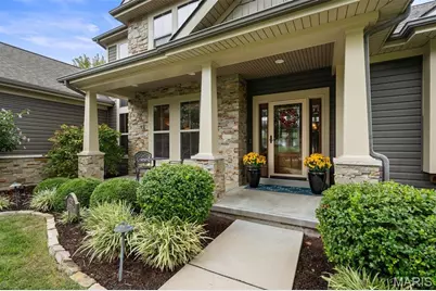 12531 Ridgefield Drive, Des Peres, MO 63131 - Photo 4