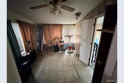 12095 Trampe Heights Lane, Saint Louis, MO 63138 - Photo 16