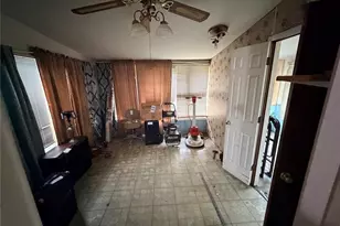 12095 Trampe Heights Ln, Saint Louis, MO 63138 - Photo 16