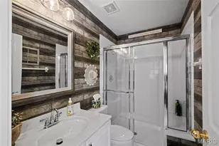 23 Bopp Ln, Town and Country, MO 63131 - Photo 32